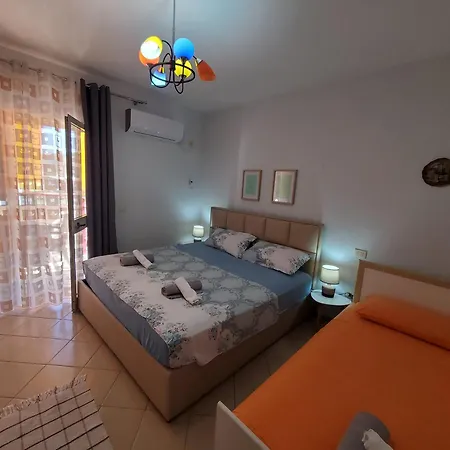 1+1 Plazh Apartment