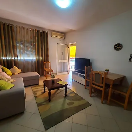 1+1 Plazh Apartment Durres
