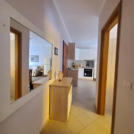 1+1 Plazh Appartement